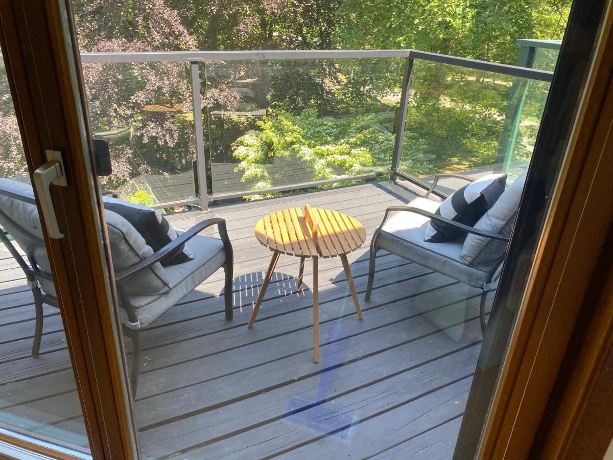 Superb Beach Home:Heated Pool-Hot Tub Open 365Days Toronto Eksteriør billede