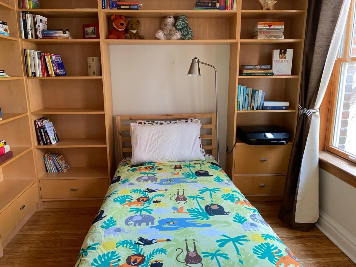 Superb Beach Home:Heated Pool-Hot Tub Open 365Days Toronto Eksteriør billede