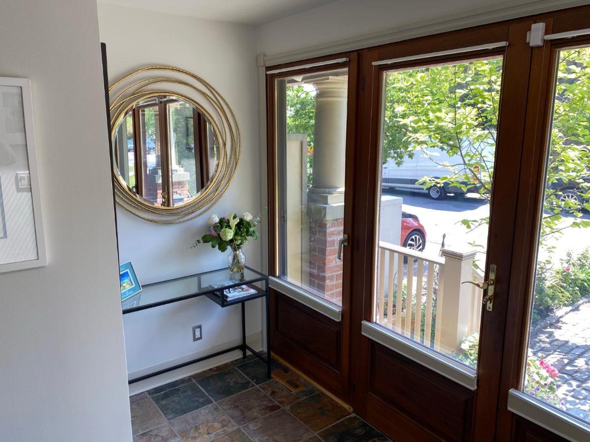 Superb Beach Home:Heated Pool-Hot Tub Open 365Days Toronto Eksteriør billede