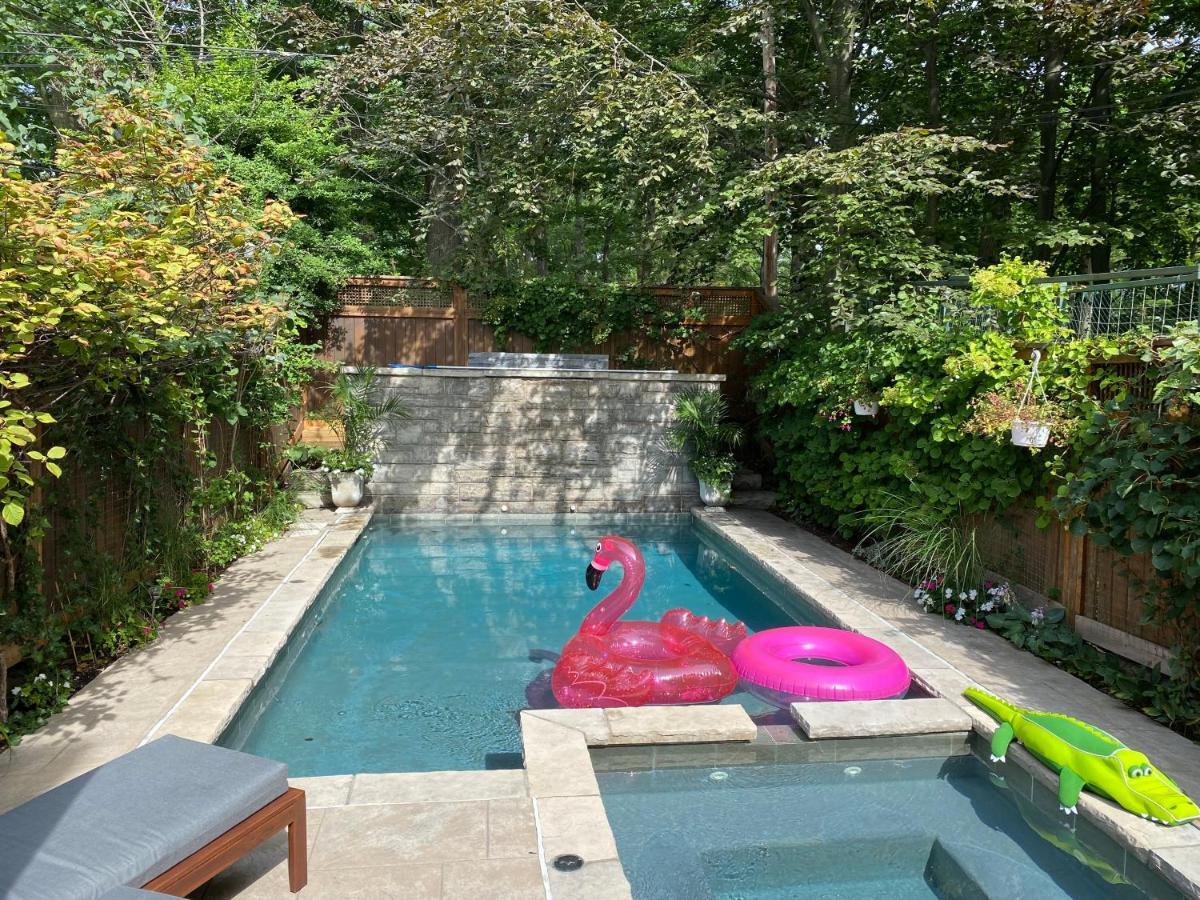Superb Beach Home:Heated Pool-Hot Tub Open 365Days Toronto Eksteriør billede